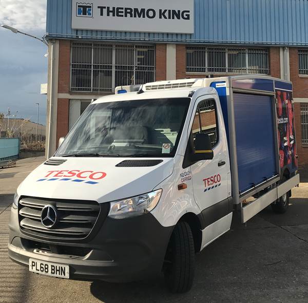 Thermo King E-200 Electric Refrigeration Unit)